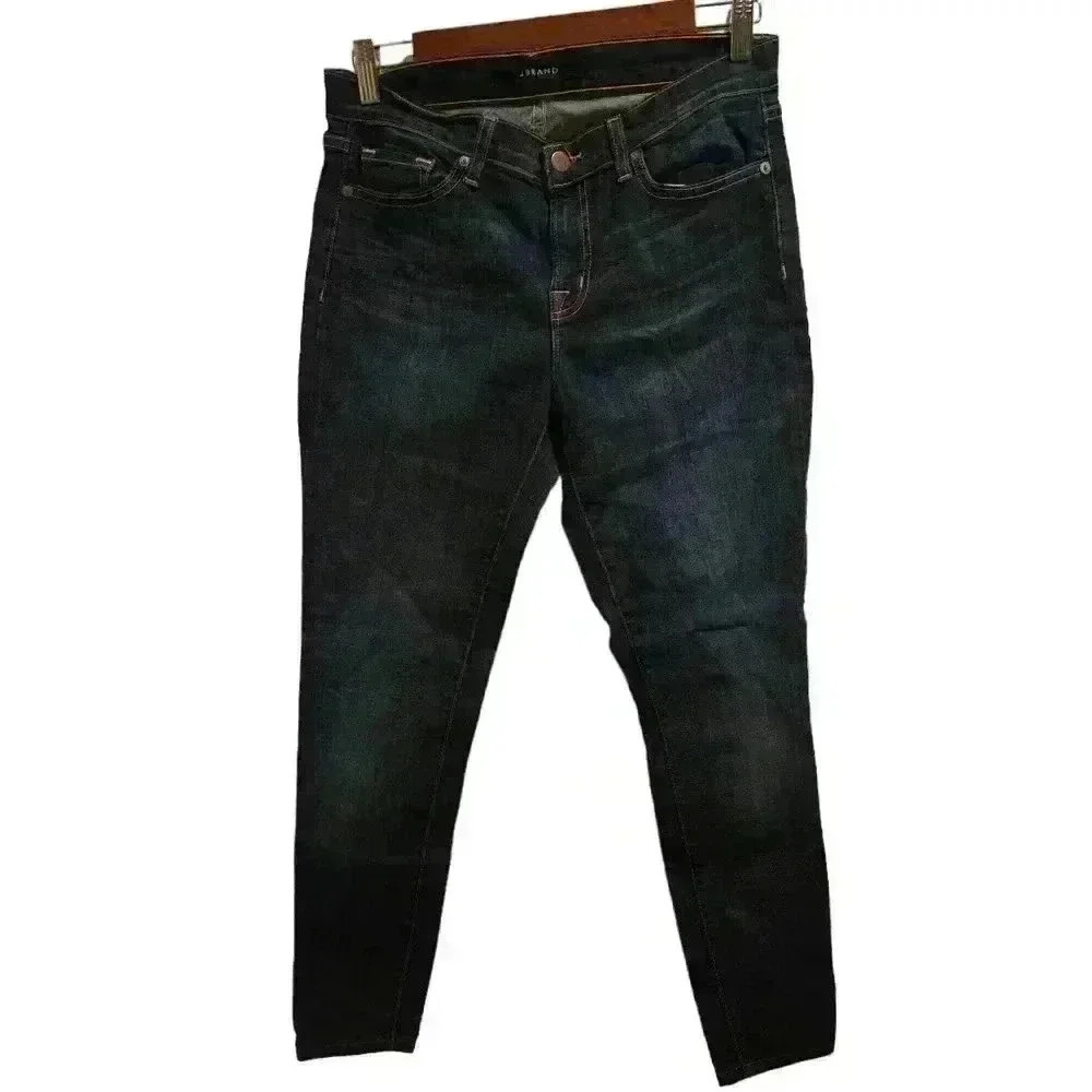 P7443 j brand kinny leg dark vintage wash size 29